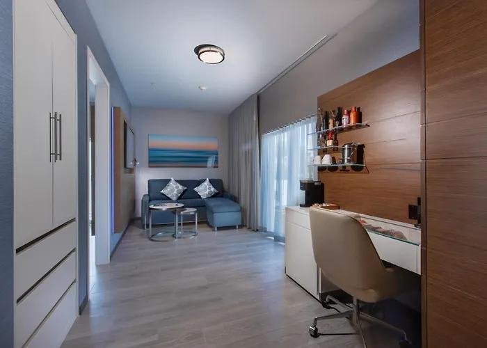 Shade Hotel Manhattan Beach